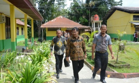 Wakil Ketua Komisi X Dewan Perwakilan Rakyat Republik Indonesia (DPR RI), Sutan Adil Hendra, saat Kunker ke SMK 1 Siak.