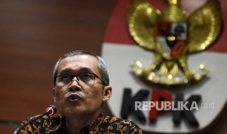 Wakil Ketua KPK Alexander Marwata memberi keterangan pers di Gedung KPK, Jakarta, Senin (10/12/2018).