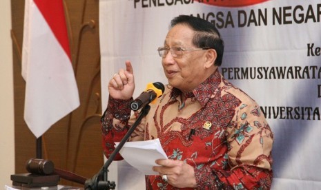 Wakil Ketua MPR EE Mangindaan