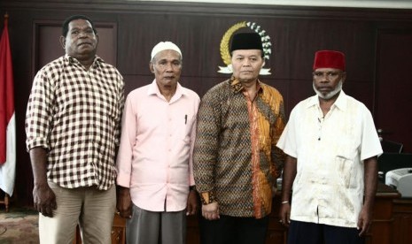 Wakil Ketua MPR Hidayat Nur Wahid menerima perwakilan Papua.