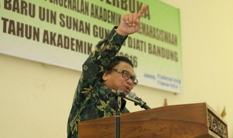 Wakil Ketua MPR Oesman Sapta.