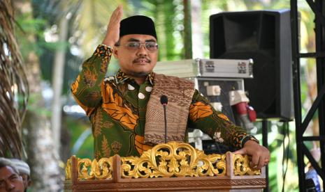 wakil Ketua MPR RI, Jazilul Fawaid saat berada di antara santri, aktivis PMII, Pemuda Ansor, dan element masyarakat lain yang berkumpul di Pondok Pesantren Asy Syujaa’iyyah, Dusun Cintasari, Desa Cintaratu, Kecamatan Parigi, Kabupaten Pangandaran, Jawa Barat (16/9).