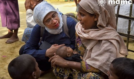 Wakil Ketua Muhammadiyah Disaster Management Center (MDMC), Rahmawati Husein (kiri). 