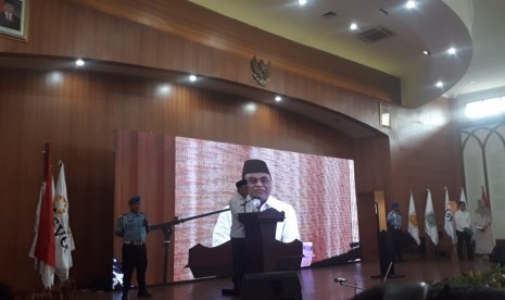 Wakil Ketua Umum DMI, Syafruddin dalam Silatnas Pemuda dan Remaja Masjid, di Asrama Haji Pondok Gede, Jakarta, Jumat (25/1). 