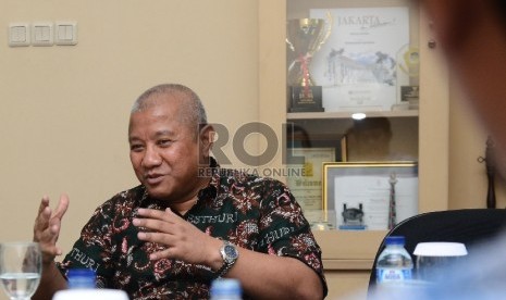 Kesthuri: Alhamdulillah Kita Sudah Laik Umroh. Foto: Artha Hanif berbincang bersama awak redaksi Harian Umum REPUBLIKA di Jakarta Selatan, Rabu (28/10).  (Republika/Raisan Al Farisi)