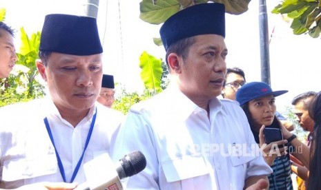 Wakil Ketua Umum Partai Gerindra, Ferry Juliantono memberikan keterangan pers usai digelar pembukaan Rakornas Partai Gerindra, di Padepokan Garudyaksa, Hambalang, Bogor, Jawa Barat, Rabu (11/4). 