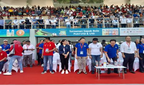 Wakil Ketua Umum PSSI, Ratu Tisha Destria turut hadir dalam peresmian Supersoccer Arena milik Djarum Foundation. Acara ini berlangsung di Kudus, Jawa Tengah, Ahad (3/9/2023) petang WIB.