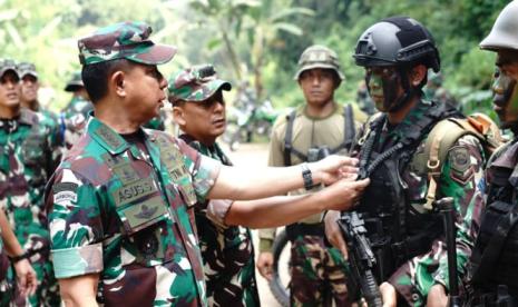 Wakil KSAD Letjen Agus Subiyanto bakal dilantik Presiden Jokowi menjadi KSAD menggantikan Jenderal Dudung Abdurachman.