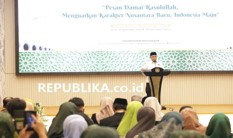 Wakil Menteri Agama (Wamenag) Saiful Rahmat Dasuki mengajak Aparatur Sipil Negara (ASN) untuk meneladani akhlak mulia Nabi Muhammad Saw dalam menjalankan tugas sebagai pelayan publik.