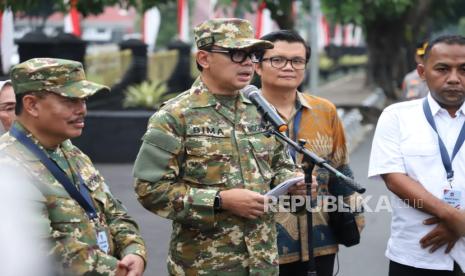 Wakil Menteri Dalam Negeri (Wamendagri) Bima Arya Sugiaro di gerbang Akademi Militer (Akmil), Kota Magelang, Jawa Tengah, Jumat (21/2/2025).