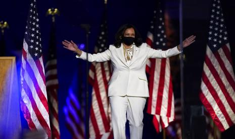 Wakil Presiden AS terpilih Kamala Harris menyampaikan pidato resmi menyusul kemenangannya di pemilu AS, Ahad (8/11) di Wilmington, Delaware.