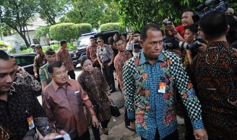 Wakil Presiden Jusuf Kalla mendatangi rumah duka Probosutedjo, Senin (26/3)