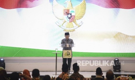 Wakil Presiden Jusuf Kalla menyampaikan kata sambutan pada acara Tasyakur Milad Ke-44 Majelis Ulama Indonesia (MUI) di Jakarta, Sabtu (27/7/2019). Acara tersebut mengusung tema Meningkatkan Pengkhidmatan dan Kemitraan MUI dalam Rangka Penguatan Ukhuwah Islamiyah dan Persatuan Bangsa. 