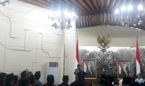 Wakil Presiden Jusuf Kalla saat menerima audiensi Pengurus Besar Himpunan Mahasiswa Islam di Kantor Wakil Presiden, Jakarta, Kamis (5/9).