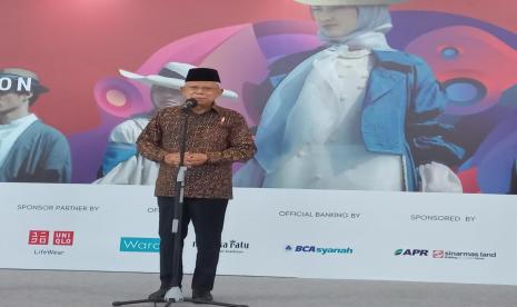 Wakil Presiden Maruf Amin dalam keterangan persnya di ICE-BSD, Tangerang, Kamis (20/10).