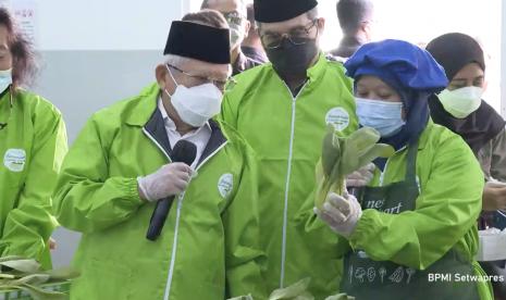 Wakil Presiden Maruf Amin melakukan kunjungan ke Batamindo Green Farm.