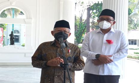 Wakil Presiden KH Ma'rif Amin. Wakil Presiden KH Ma'ruf Amin menjelaskan alasan seruannya berjuang atau jihad ekonomi di tengah ketidakpastian ekonomi global dan ancaman berbagai krisis dunia. Wapres Ma'ruf mengatakan, di situasi tersebut, pemerintah menargetkan pemulihan ekonomi berjalan secara cepat.