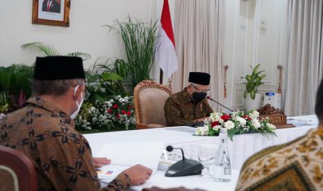 Wakil Presiden (Wapres) KH Ma'ruf Amin menegaskan prevalensi kekerdilan (stunting) harus ditekan. 