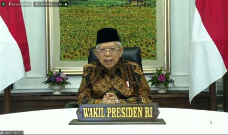 Wakil Presiden Ma'ruf Amin saat menggelar halal bihalal bersama jajaran pejabat dan pegawai di lingkungan Sekretariat Wakil Presiden secara daring, Rabu (19/5).