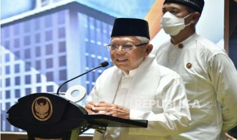 Wakil Presiden Maruf Amin mengajak masyarakat untuk merayakan Idul Fitri 1 Syawal 1444 Hijriah dengan tetap menjaga ketertiban, persaudaraan, dan persatuan.