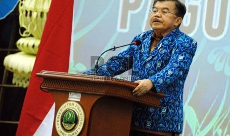  Wakil Presiden Republik Indonesia, Jusuf Kalla memberikan pidato pada pembukaan Kongres Paguyuban Pasundan ke-42 dengan tema 