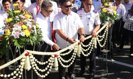 Wali Kota Balikpapan Rizal Effendi bersama jajaran direksi Sinar Mas Land, pada Senin (24/2) meresmikan Jalan Sinar Mas Land Boulevar. 