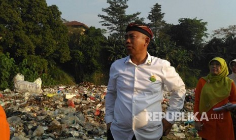 Wali Kota Bekasi melakukan sidak ke bantaran kali Bekasi, Narogong, Bantar Gebang (Ilustrasi)