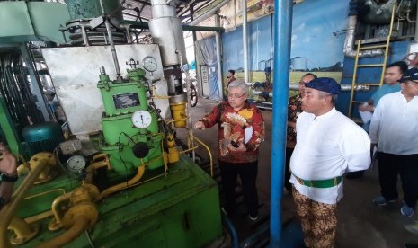 Wali Kota Bekasi Rahamd Effendi (baju putih) ketika melakukan sidak ke PLTSa Sumur Batu