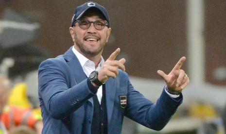 Kiper legendaris timna Italia dan mantan kiper Inter Milan, Walter Zenga, akan menjadi direktur teknik Persita Tangerang di Liga 1 2023/2024. Jurnalis Calciomercato Gianluca Di Marzio menyebut ada peran Ketua Umum (Ketum) Persatuan Sepak Bola Seluruh Indonesia (PSSI), Erick Thohir, dalam rencana kerja sama Zenga dengan Persita Tangerang tersebut.  