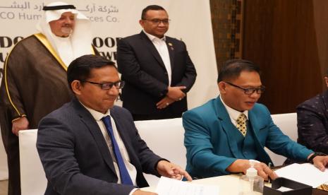 Wamenaker-Dubes Saudi Saksikan MoU ARCO dengan Puluhan Perusahaan Penempatan PMI