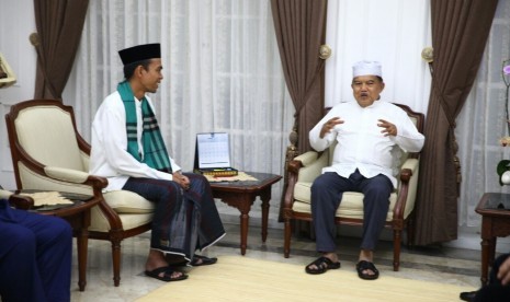 Wapres Jusuf Kalla dan Ustaz Abdul Somad