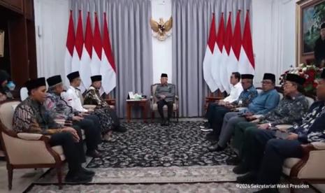 Wapres KH Maruf Amin menerima audiensi Pengurus Besar Nahdlatul Wathan.