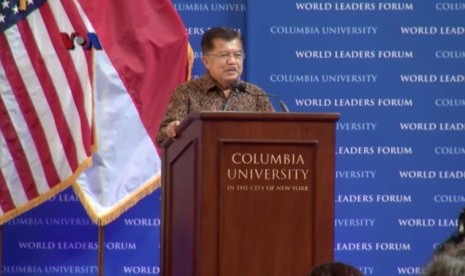 Wapres RI Jusuf Kalla menyampaikan pidato di kampus Columbia University, New York.