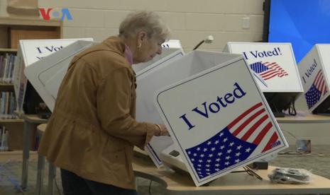 Warga Amerika Serikat mulai menentukan capres dalam super tuesday.