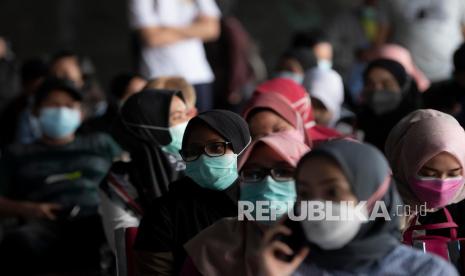 Dinas Kesehatan Cianjur, Jawa Barat menyiapkan 1.500 dosis vaksin merk Moderna untuk vaksinasi tahap II atau umum secara masal yang terpusat di Gedung Gelora Muda Cianjur (ilustrasi).