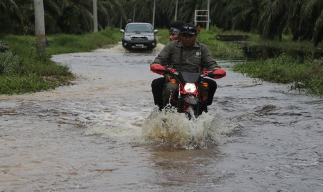 Banjir rob.