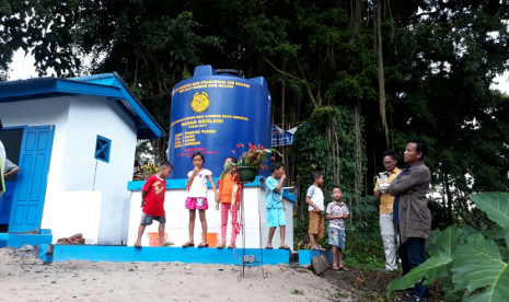 Warga Jorong Titih, Nagari Padanag Tarok, Agam, Sumbar kini memiliki akses air bersih. Selama puluhan tahun, warga harus rela berjalan berkilo-kilo meter demi memperoleh air bersih. 