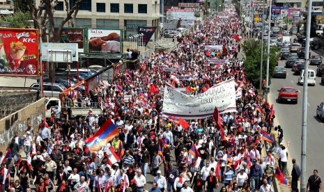 Warga Lebanon turun ke jalan tuntut sekularisme pada April 2010 silam.