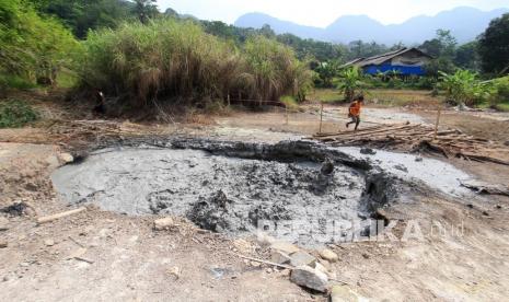 Pemprov Minta Warga tak Panik Muncul Semburan Gas di Sumenep (ilustrasi).