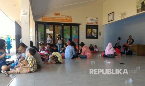 Warga mengunjungi RPTRA Kalijodo, Rabu (28/6).