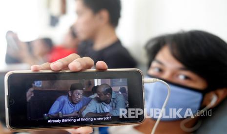 Livestreaming video (ilustrasi). GoPlay, platform livestreaming interaktif dari Gojek, meluncurkan program GoPlay Creator Fund.