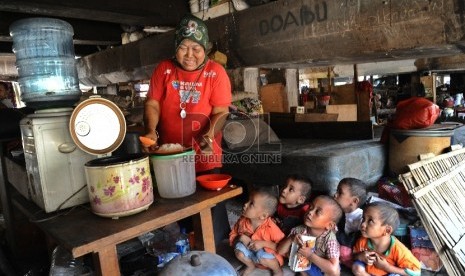 Warga miskin di ibu kota (ilustrasi). Laporan Oxfam menyebut, pandemi Covid-19 mempertajam kesenjangan.