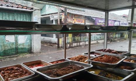 warung nasi di Bandung