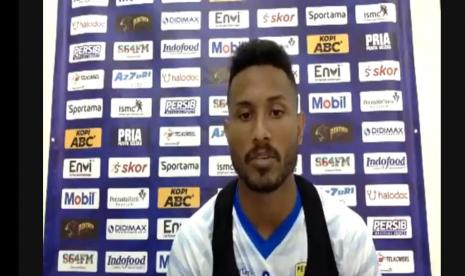 Wawancara daring dengan pemain depan Persib Bandung, Wander Luiz pada Jumat (4/9).