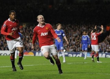 Wayne Rooney selebrasi usai cetak gol