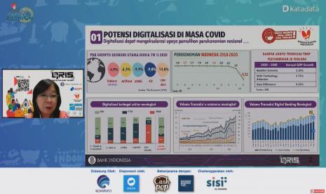 Webinar Katadata, bertema Strategi Platform Digital Memangkitan BBI, Selasa (27/10). 