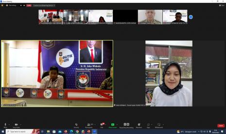 Webinar kemendagri bertajuk Pengembangan Literasi Politik Melalui Forum Pemuda. Politik Uang: Potensi, Pencegahan, dan Penindakan