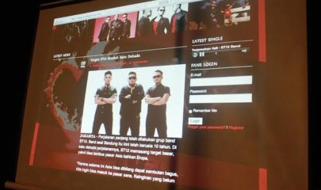 Website resmi ST12