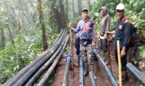 Save Slamet Soroti Berbagai Problematika Proyek Pipanisasi di Gunung Slamet (ilustrasi).