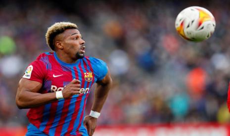 Winger baru Barcelona yang dipinjam dari Wolverhampton Wanderers, Adama Traore.